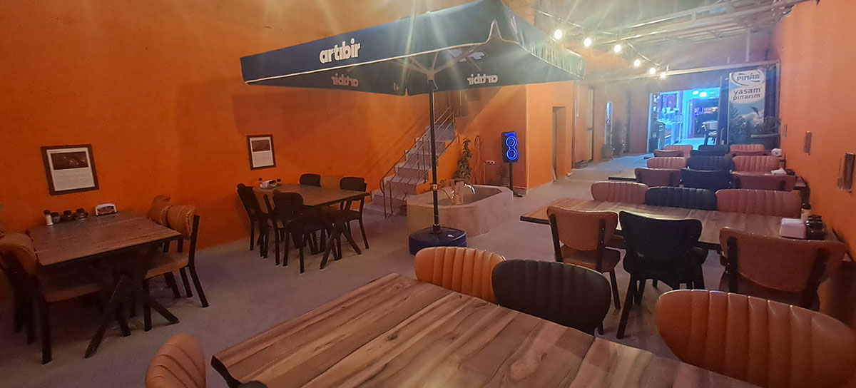 Havuzlu Han Bahçeli Restoran