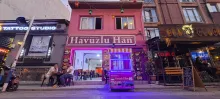 Barlar Sokağında Bir Yer